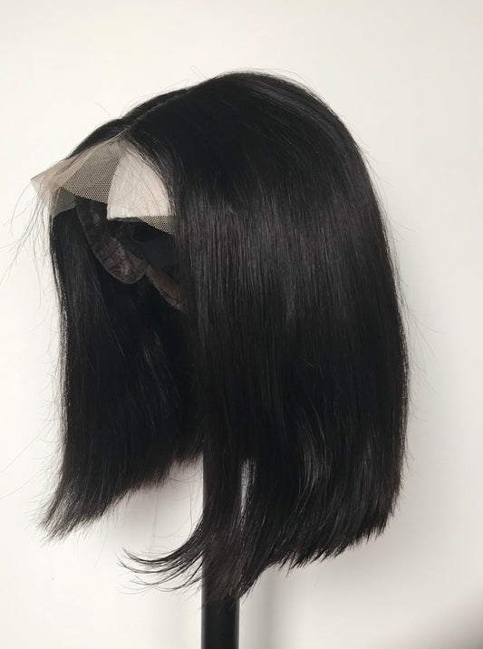 Bob  1 x 5 T Part Lace  Natural Black