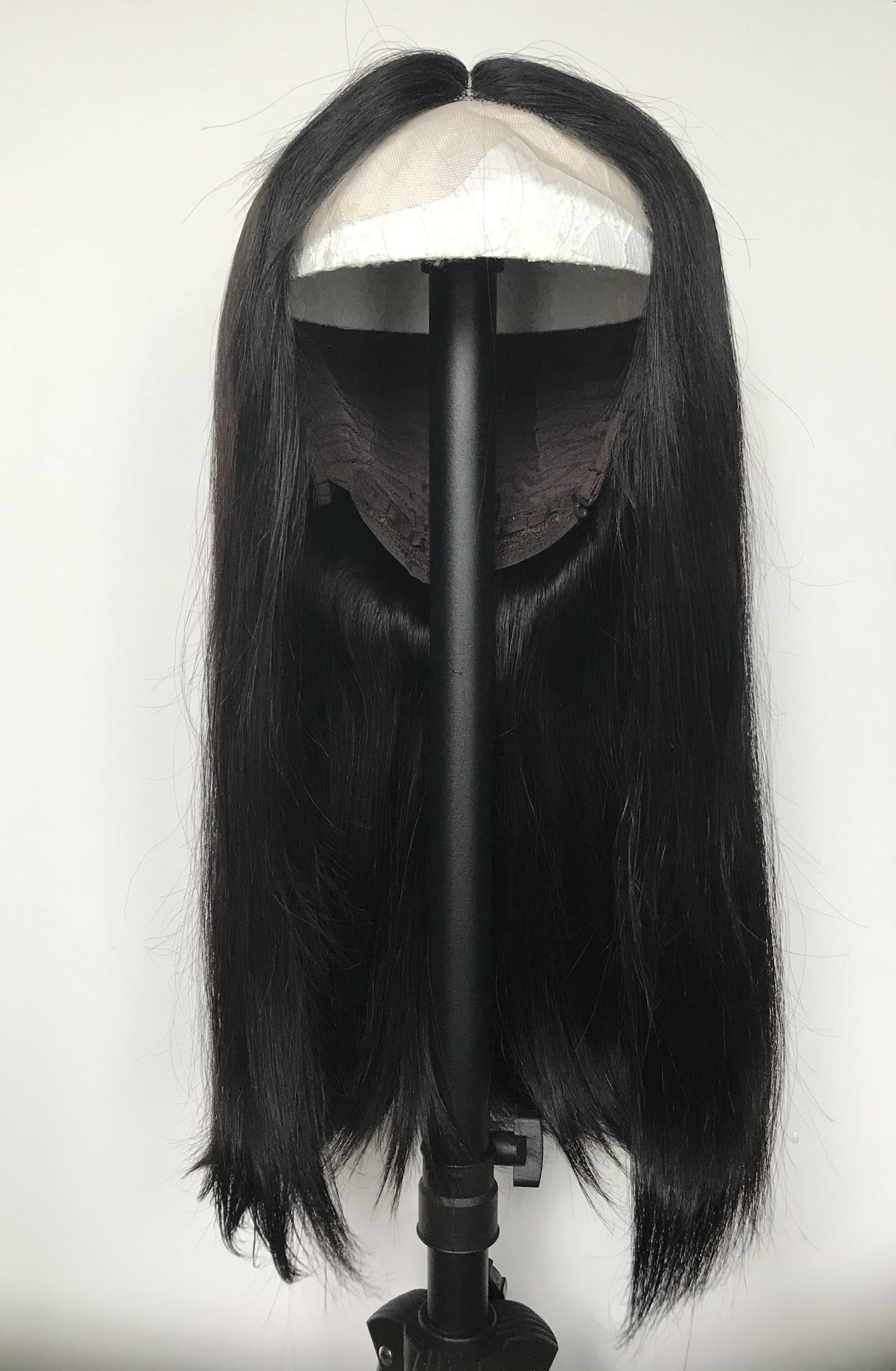 Bob  1 x 5 T Part Lace  Natural Black